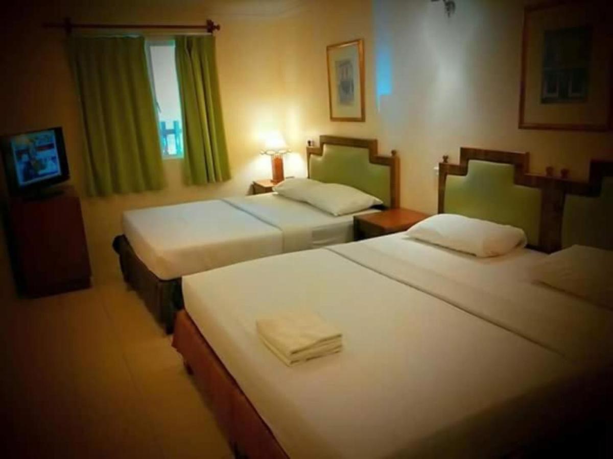 Johan Hotel 2*