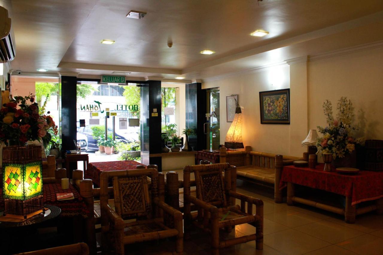 Johan Hotel 2*